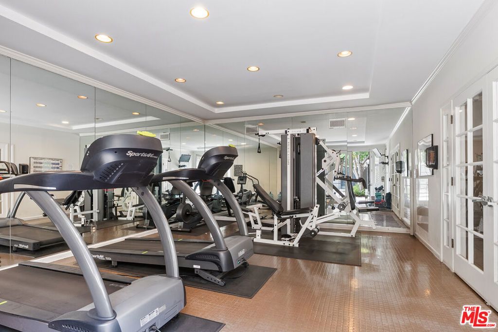 Image 43 of property listing at 8455 Fountain Avenue 308, West Hollywood, CA 90069