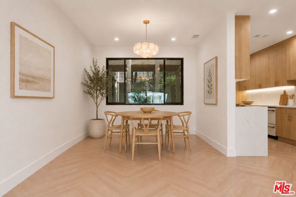Image 6 of property listing at 8455 Fountain Avenue 308, West Hollywood, CA 90069