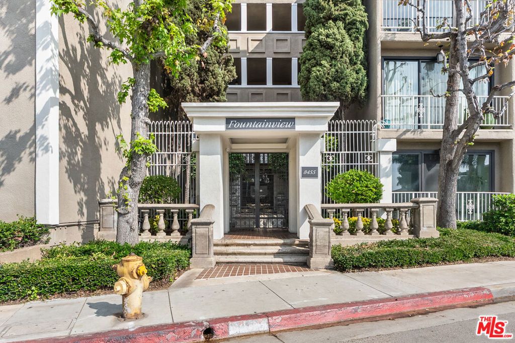 Image 7 of property listing at 8455 Fountain Avenue 308, West Hollywood, CA 90069