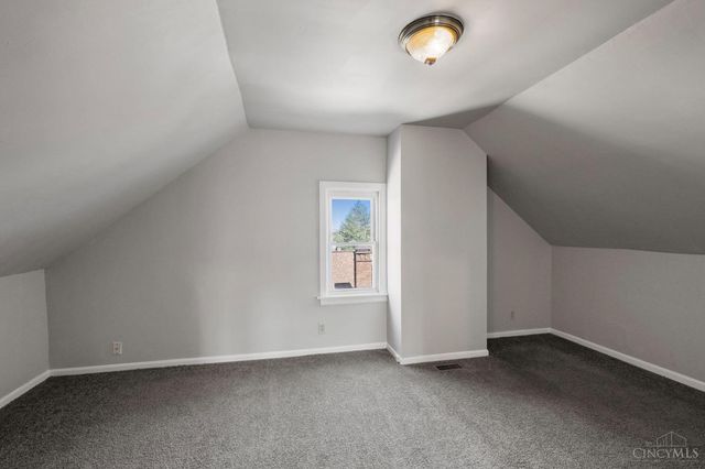 3280 Jefferson Avenue, Cincinnati, OH 45220