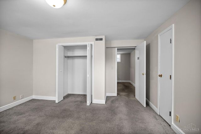 3280 Jefferson Avenue, Cincinnati, OH 45220