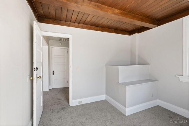 3280 Jefferson Avenue, Cincinnati, OH 45220