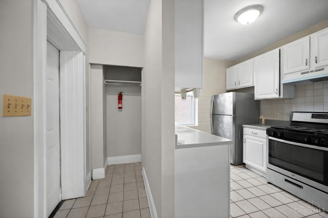 3280 Jefferson Avenue, Cincinnati, OH 45220