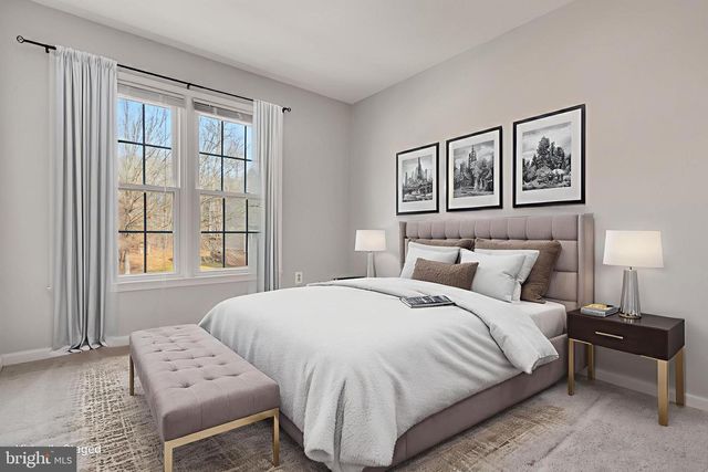 8735 STONE HILL PL, Springfield, VA 22153