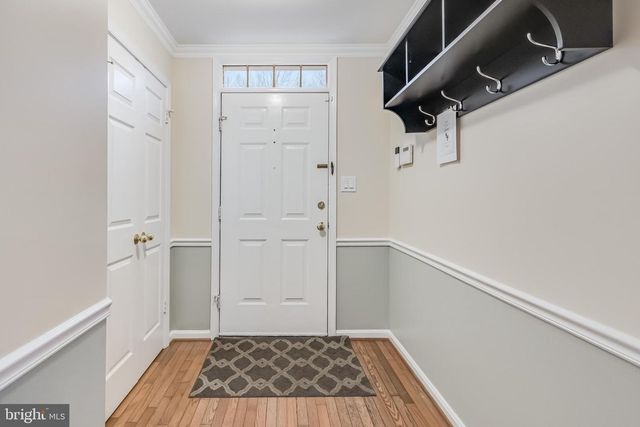 8735 STONE HILL PL, Springfield, VA 22153