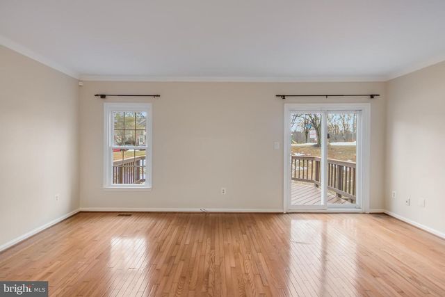 8735 STONE HILL PL, Springfield, VA 22153