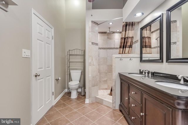 8735 STONE HILL PL, Springfield, VA 22153