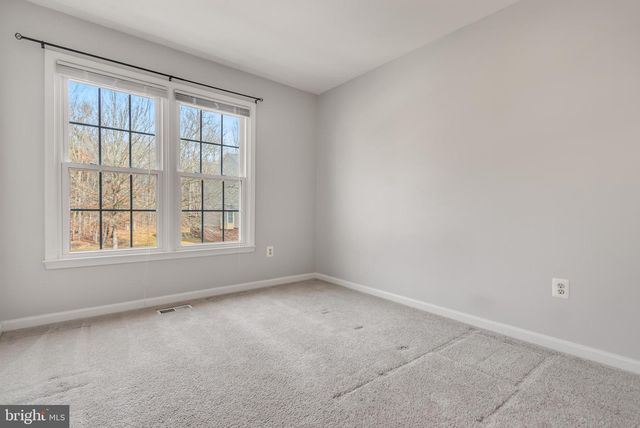 8735 STONE HILL PL, Springfield, VA 22153