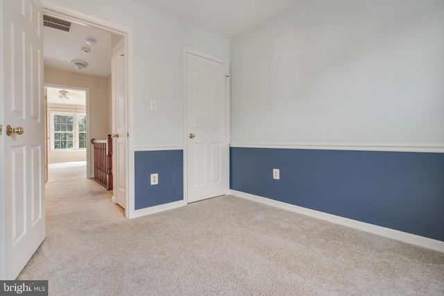 8735 STONE HILL PL, Springfield, VA 22153