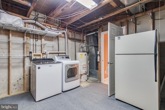 8735 STONE HILL PL, Springfield, VA 22153