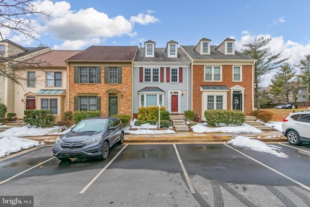 8735 STONE HILL PL, Springfield, VA 22153