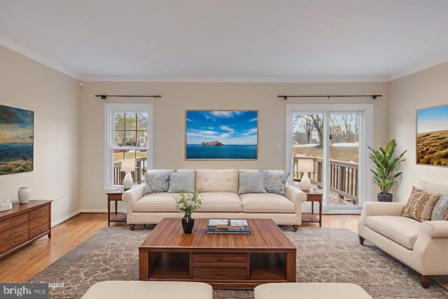 8735 STONE HILL PL, Springfield, VA 22153