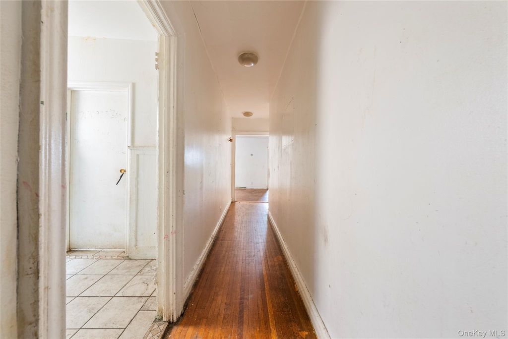 1715 Nelson Avenue 4H, Bronx, NY 10453 — photo 4