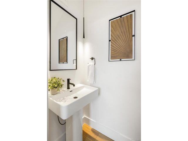 1205 N Utica St, Denver, CO 80204