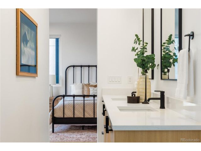 1205 N Utica St, Denver, CO 80204