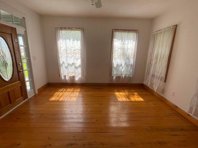 16 Triangle, Foxworth, MS 39483