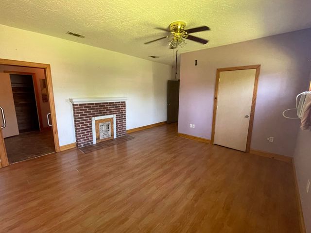 16 Triangle, Foxworth, MS 39483