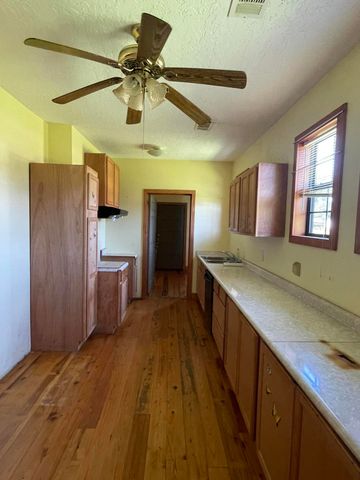 16 Triangle, Foxworth, MS 39483