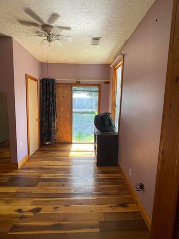 16 Triangle, Foxworth, MS 39483