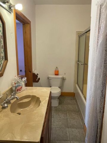 16 Triangle, Foxworth, MS 39483