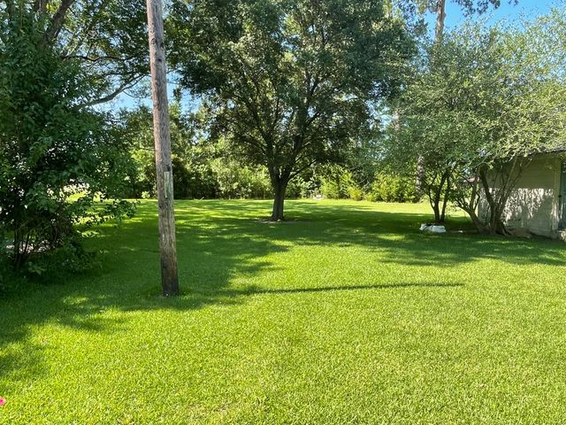 16 Triangle, Foxworth, MS 39483