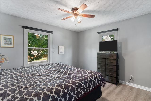 1513 10th Street, Cuyahoga Falls, OH 44221