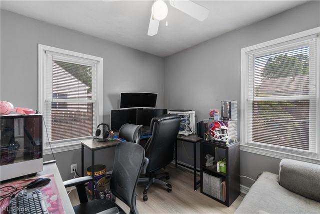 1513 10th Street, Cuyahoga Falls, OH 44221
