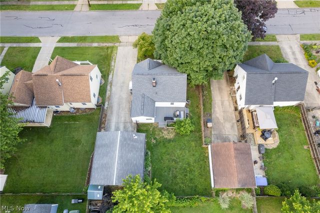 1513 10th Street, Cuyahoga Falls, OH 44221