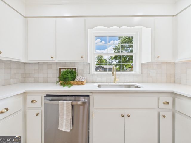 1011 Country Club Road, Perry, GA 31069