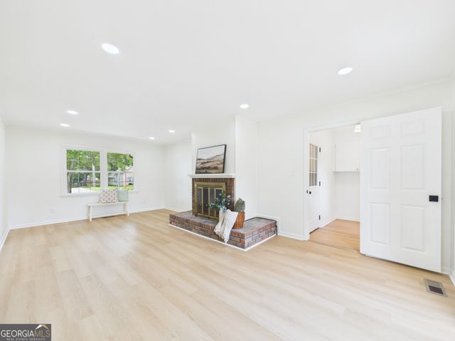 1011 Country Club Road, Perry, GA 31069