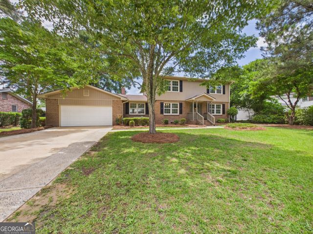 1011 Country Club Road, Perry, GA 31069