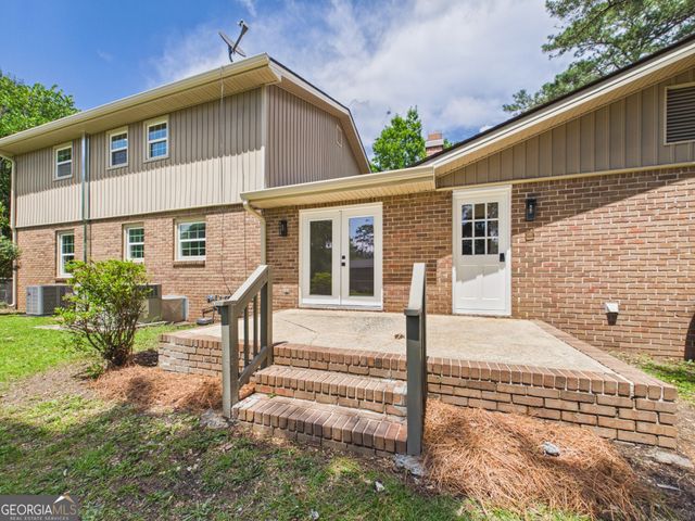1011 Country Club Road, Perry, GA 31069