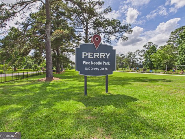 1011 Country Club Road, Perry, GA 31069