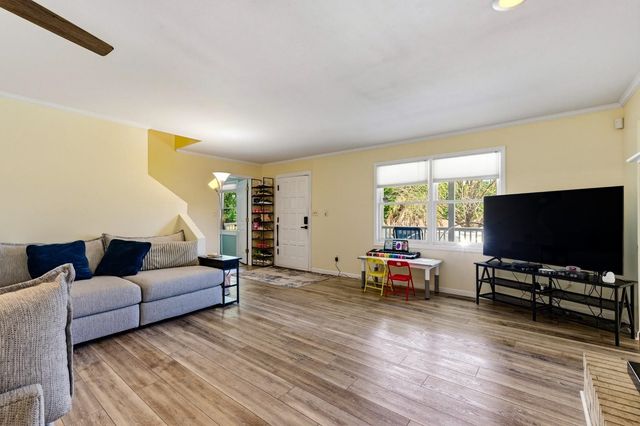 2400 Bay View Dr., Green Sea, SC 29545