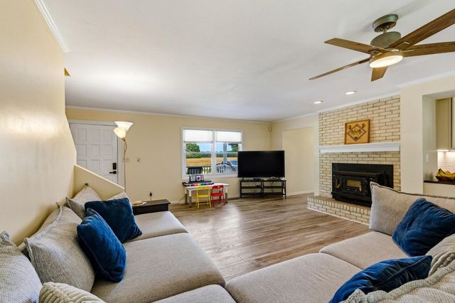 2400 Bay View Dr., Green Sea, SC 29545