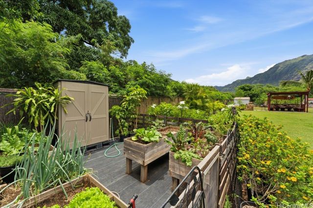 84-980 Kaulawaha Road, Waianae, HI 96792
