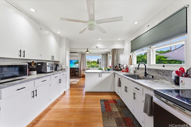 84-980 Kaulawaha Road, Waianae, HI 96792
