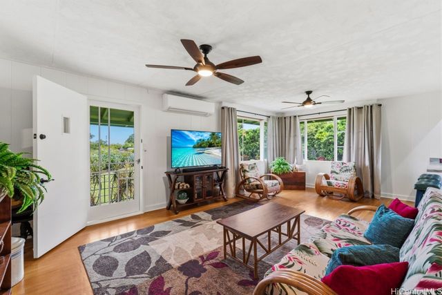 84-980 Kaulawaha Road, Waianae, HI 96792