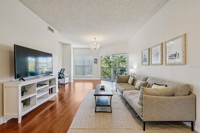 4211 CHATHAM OAK COURT 123, Tampa, FL 33624