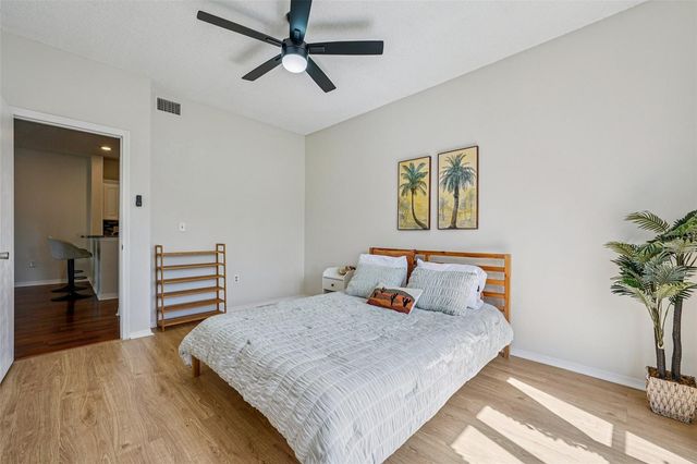 4211 CHATHAM OAK COURT 123, Tampa, FL 33624