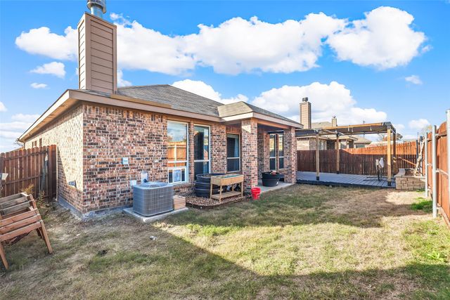 1216 Vaughna Drive, Weatherford, TX 76087