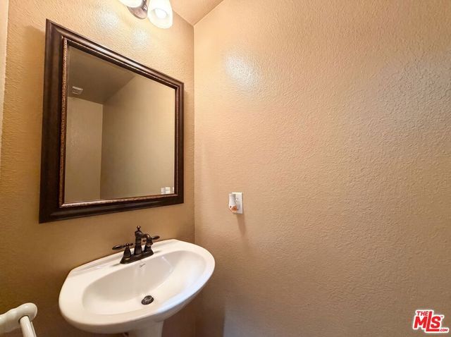 29202 Cowboy Court, Valencia, CA 91354