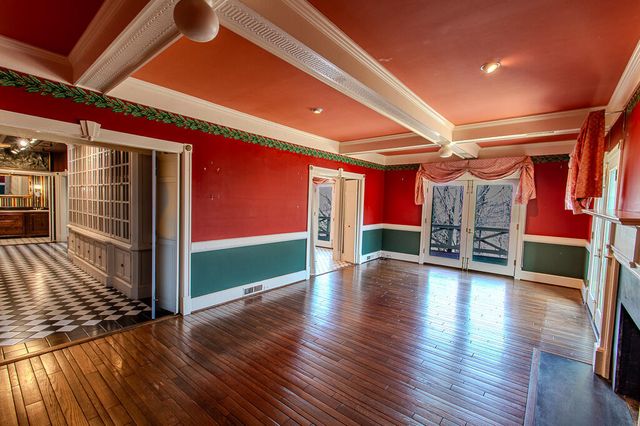 205 Capital Heights Drive, Frankfort, KY 40601