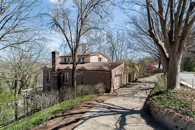 205 Capital Heights Drive, Frankfort, KY 40601