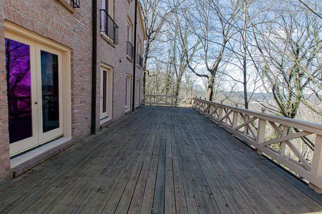 205 Capital Heights Drive, Frankfort, KY 40601