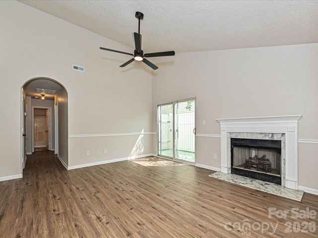 3629 Silver Ore Lane, Charlotte, NC 28216