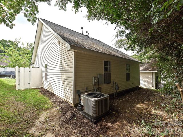 3629 Silver Ore Lane, Charlotte, NC 28216