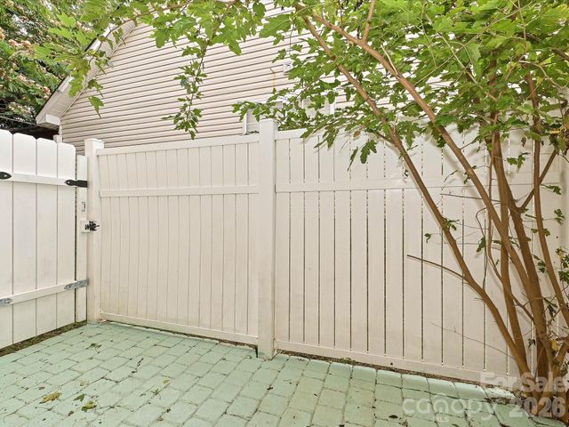 3629 Silver Ore Lane, Charlotte, NC 28216