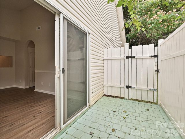 3629 Silver Ore Lane, Charlotte, NC 28216