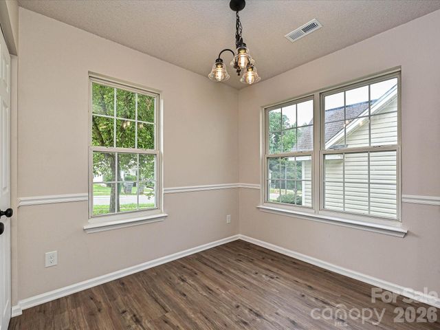 3629 Silver Ore Lane, Charlotte, NC 28216